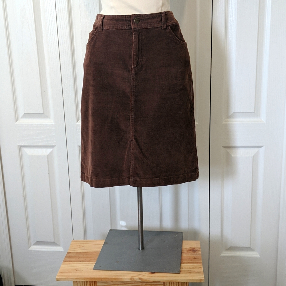 Chocolate Brown Corduroy Stretch Skirt with Pockets Front Slit St John's…